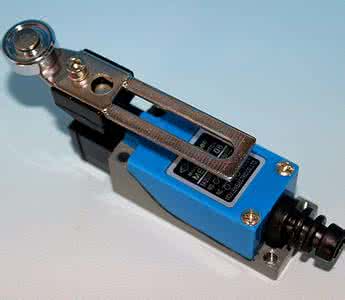 德國Knarr限位開(kāi)關(guān)